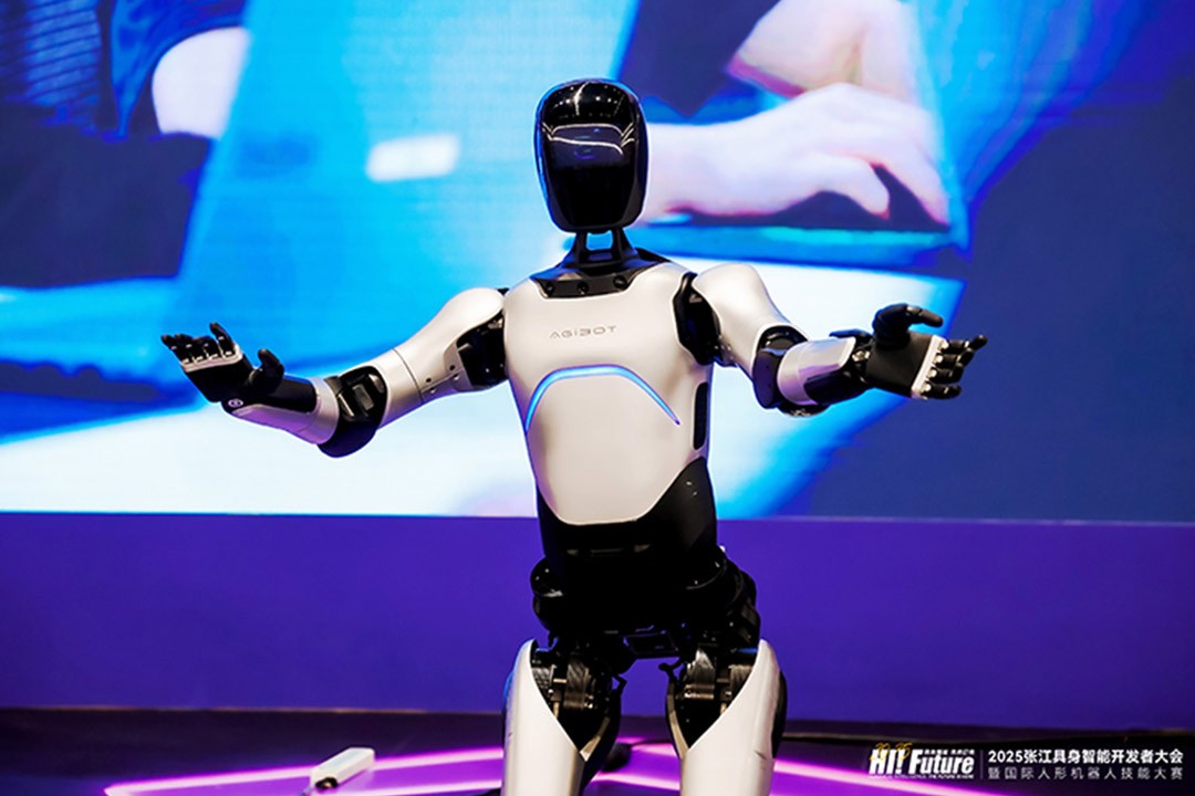 米兰·(milan)-一加Ace 3V将挑战中端机“质感冠军” 这配色不火没道理的